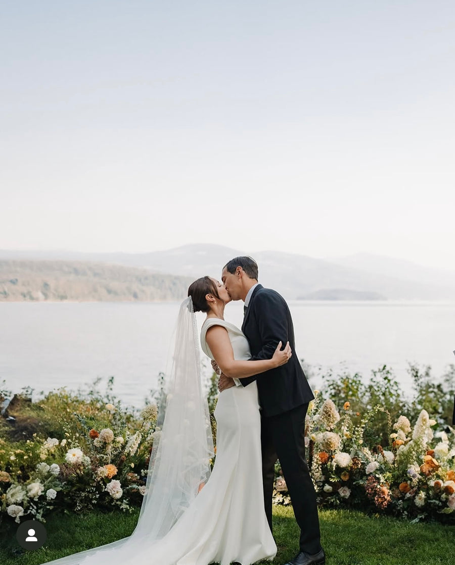 Autumn floral grounded wedding arch at Elkins Resort in Spokane, WA